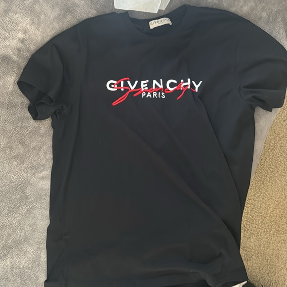 Givenchy Shirt - Picture 2 of 3